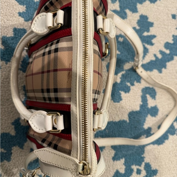 Burberry Women's Beige and Red Plaid Bag - Picture 11 of 16